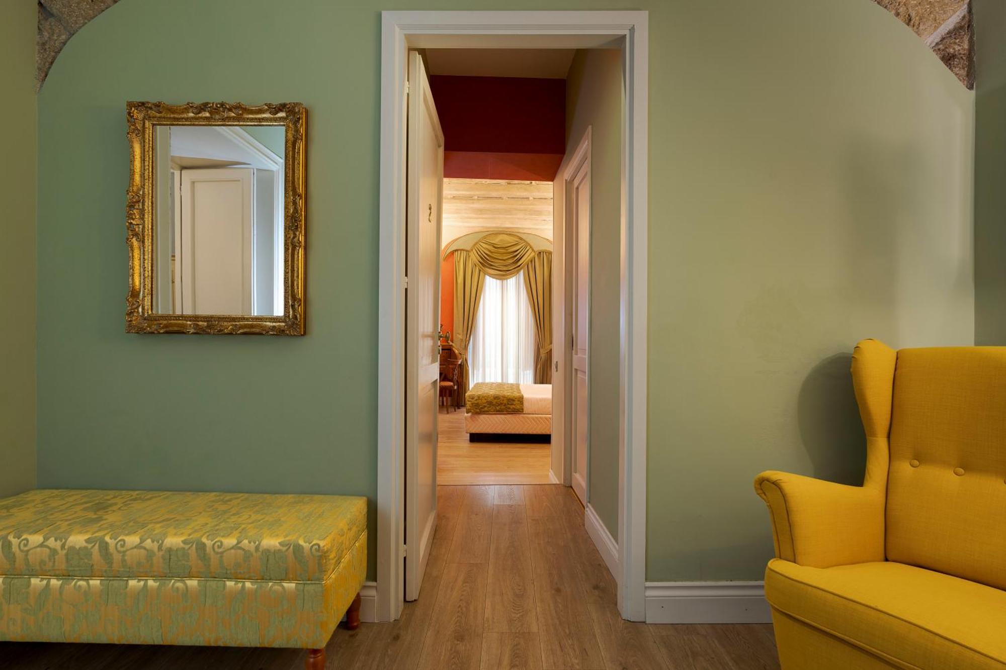 Palazzo Arone Dei Baroni Di Valentino Hotel Palermo Luaran gambar