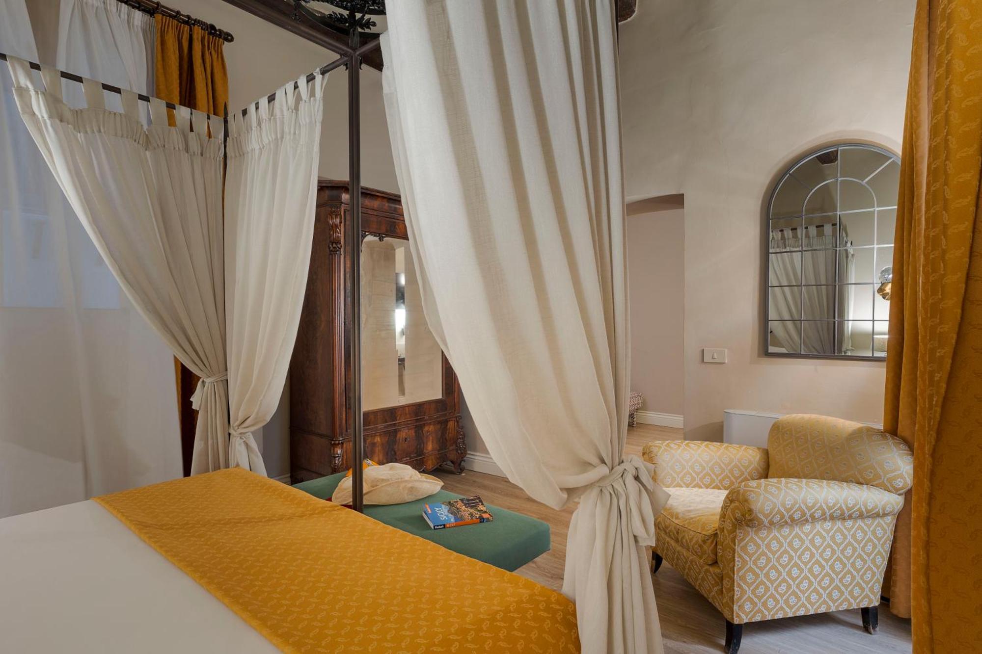 Palazzo Arone Dei Baroni Di Valentino Hotel Palermo Luaran gambar